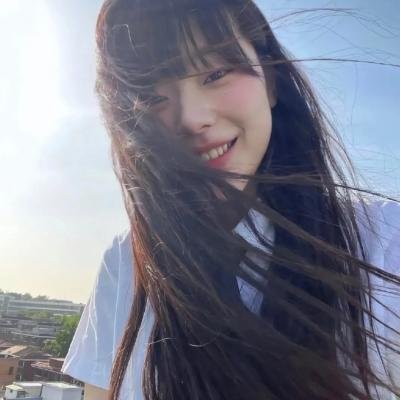 闪婚病娇后每天都在努力求生